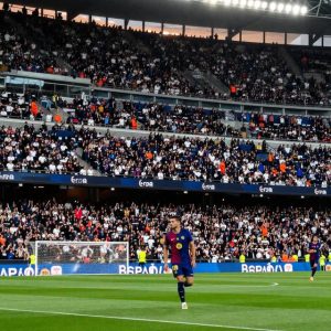 Barca vs Valencia: Khi Lịch Sử Gọi Tên, World Cup 2026 Chỉ Còn Một Ngày!